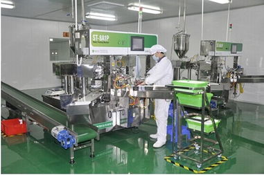 愛護工廠參觀進行時 與爸爸媽媽們在一起,從生產安全到衣物安全